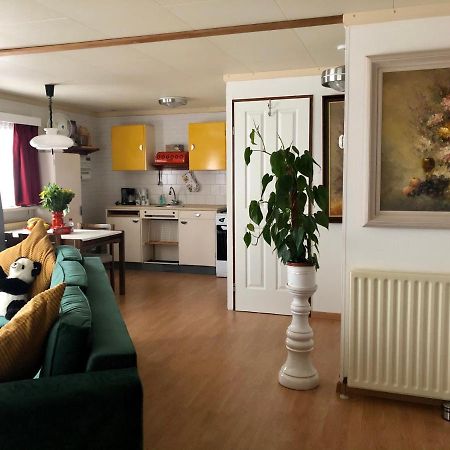 Retro Relax Resort Midden In Het Bos Op De Veluwe In 푸텐 외부 사진