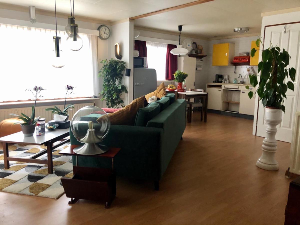 Retro Relax Resort Midden In Het Bos Op De Veluwe In 푸텐 외부 사진
