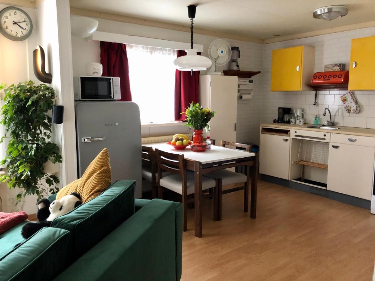 Retro Relax Resort Midden In Het Bos Op De Veluwe In 푸텐 외부 사진