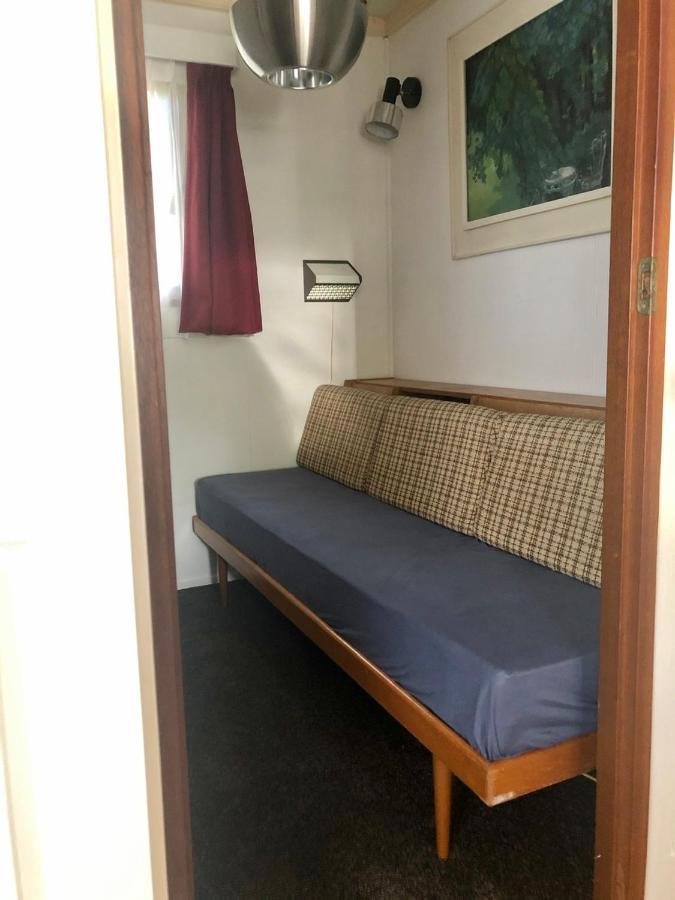 Retro Relax Resort Midden In Het Bos Op De Veluwe In 푸텐 외부 사진