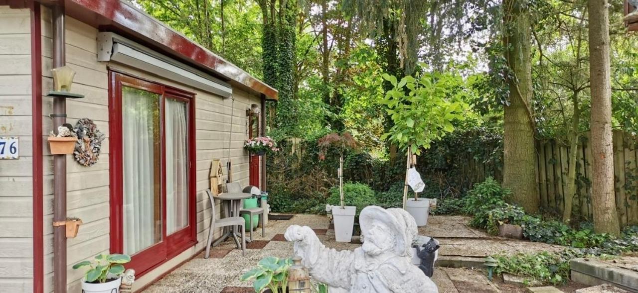 Retro Relax Resort Midden In Het Bos Op De Veluwe In 푸텐 외부 사진