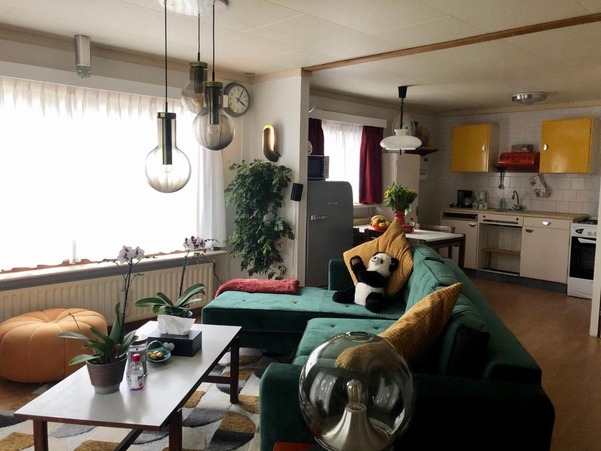 Retro Relax Resort Midden In Het Bos Op De Veluwe In 푸텐 외부 사진